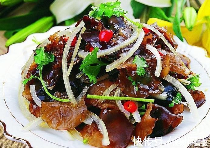 心血管疾病|黑木耳好吃却不能瞎吃,吃黑木耳有一大禁忌,现在知道还不晚