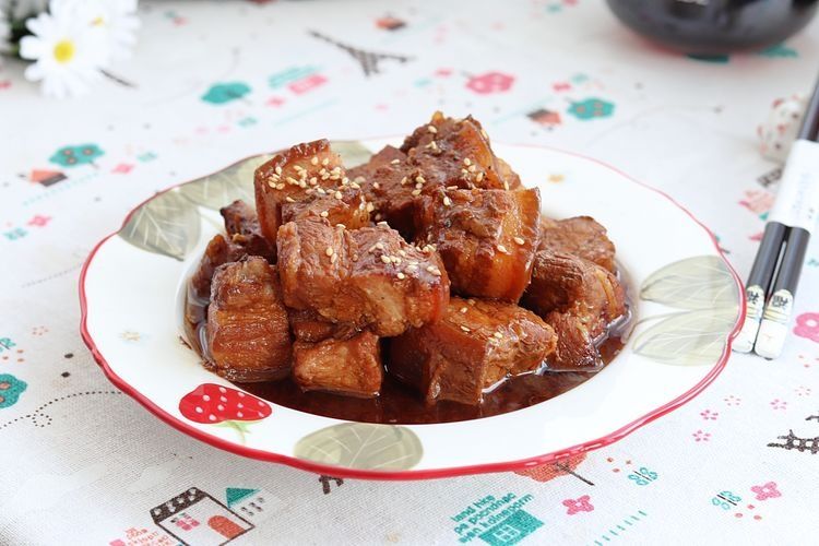 电饭煲版的懒人红烧肉，这样做太简单了，厨房小白也能学会