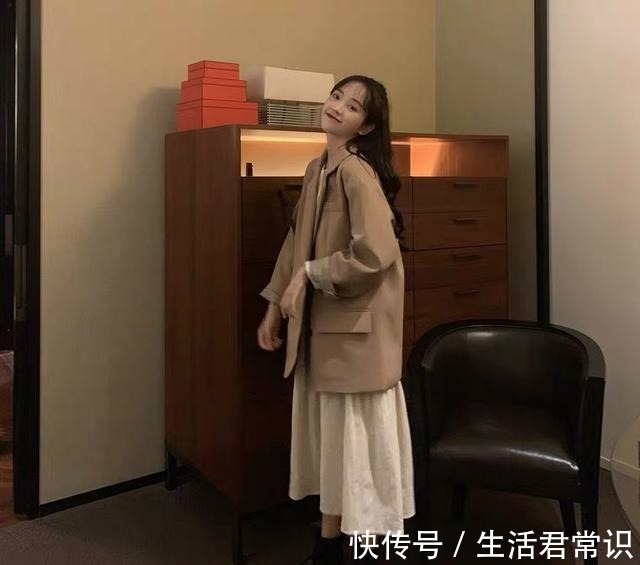 小仙女 出门约会穿搭不能太普通，学会几个穿搭技巧，让你快速搭配出门装！