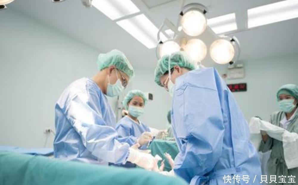 顺产|同样是剖腹产,为何有的产妇术后要“压肚子”,有的人则不用?