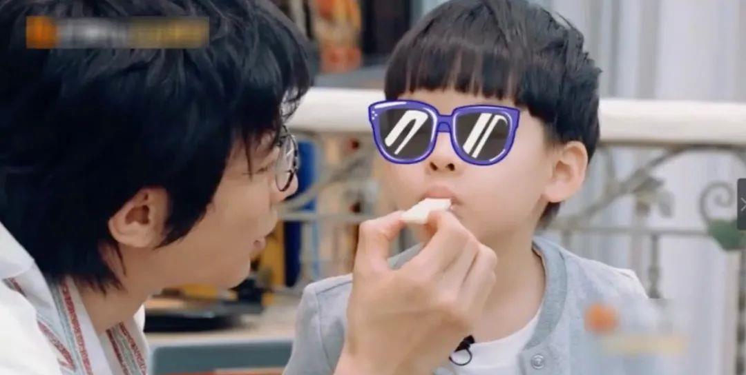 饮食习惯|千万不要阻止孩子吃零食!