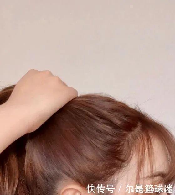 冬天|别再披头发了!冬天超火的5款编发,无敌显脸小!