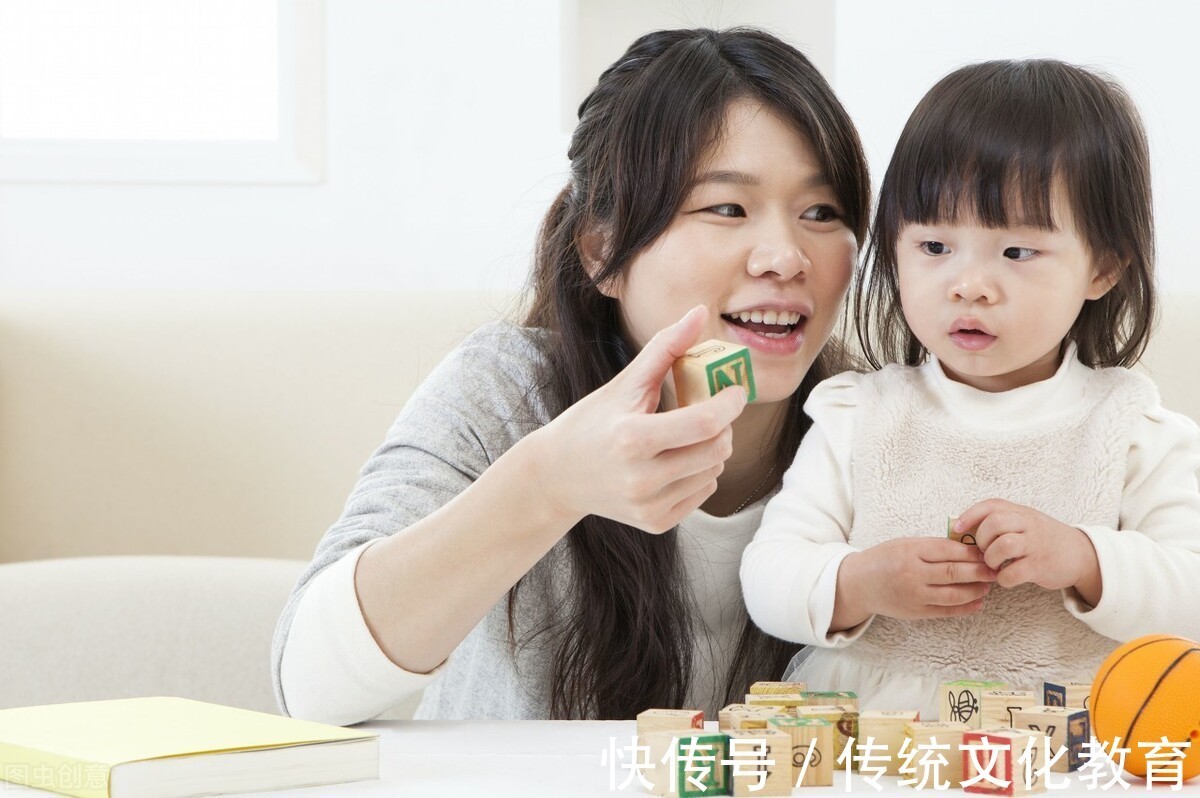 语言|孩子很聪明，就是说话晚、不开口、说不清？因为家长这些错误操作