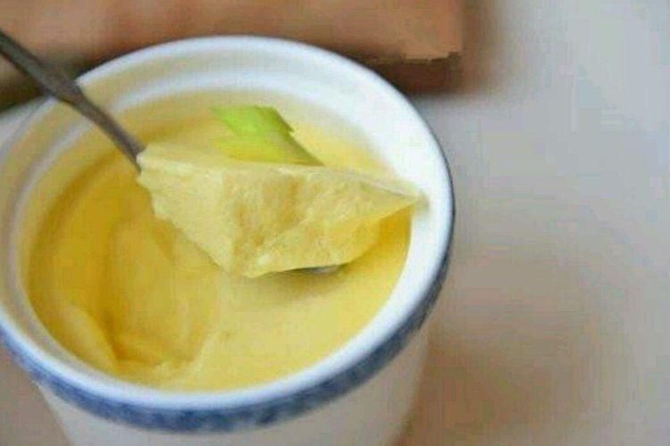 蒸鸡蛋羹加冷水还是温水许多人第一步就错了,难怪鸡蛋不嫩不滑