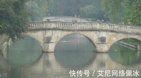 张幼仪|徐志摩每天都要去理发店“理发”,其真实原因令人不齿!