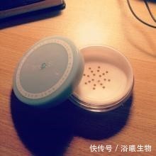 立夏已至,外出怕妆花?这几点要谨记,保你妆容持久无瑕!