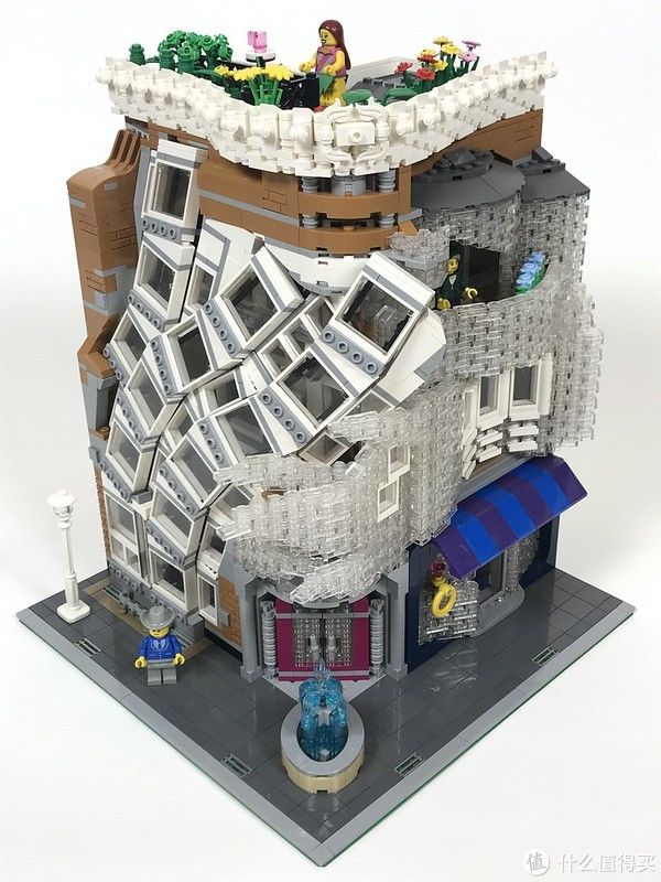 乐高元素|乐高建筑对对碰 篇七:这些人眼前一亮的MOC作品,你最喜欢哪一个呢?