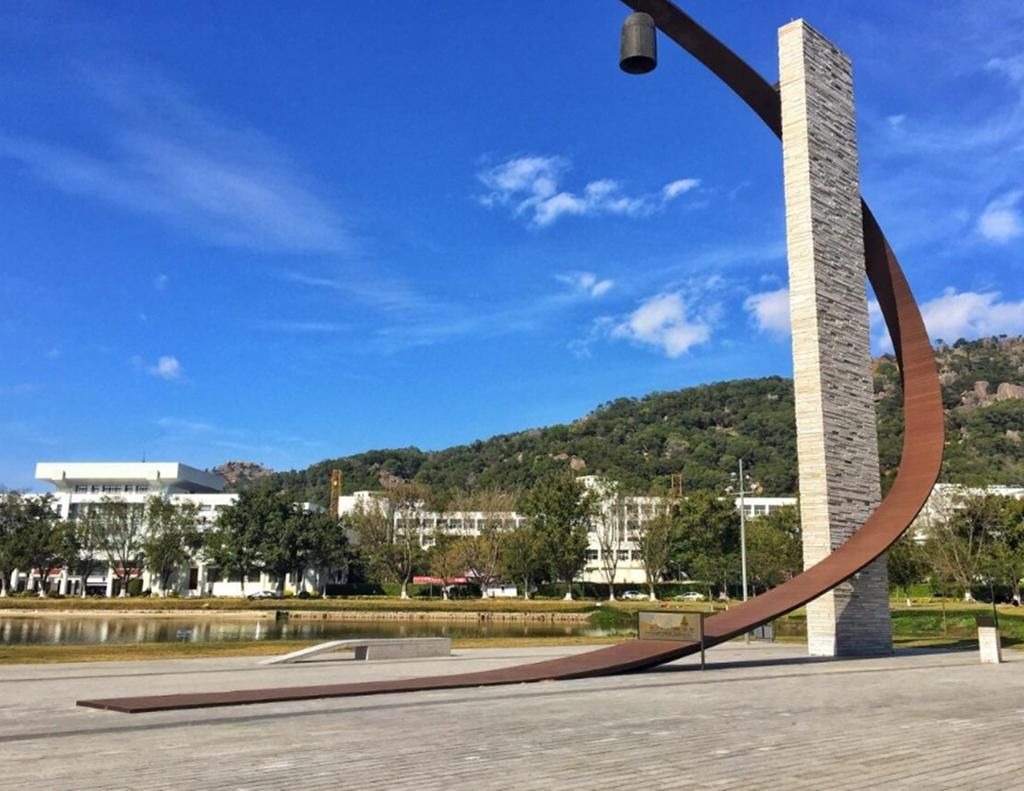 暨南大学|全国宿舍环境最好的4所大学，清华北大皆落榜，环境奢侈羡煞人