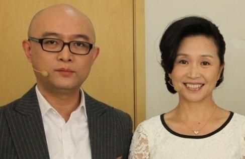 孟非|陪伴《非诚勿扰》6年,离开时让孟非挥泪的黄菡,今过的怎样