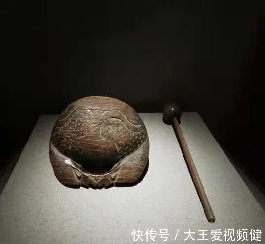 浅谈中国古代的乐器的产生以及成长