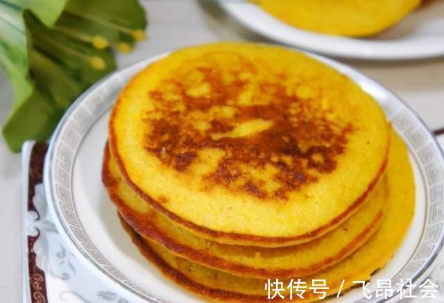玉米面这做法太香了，搅一搅煎一煎，手不沾面，10分钟出锅香酥脆