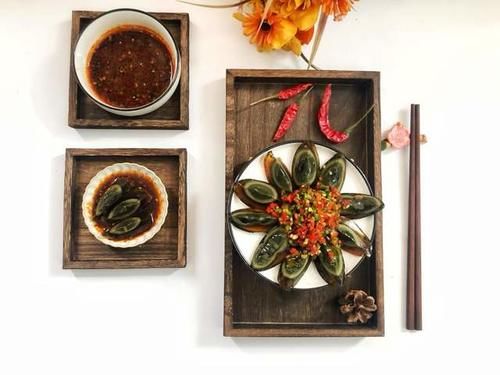 只有吃过的人才知道它有多香，尖椒与皮蛋天生一对，吃一次就上瘾