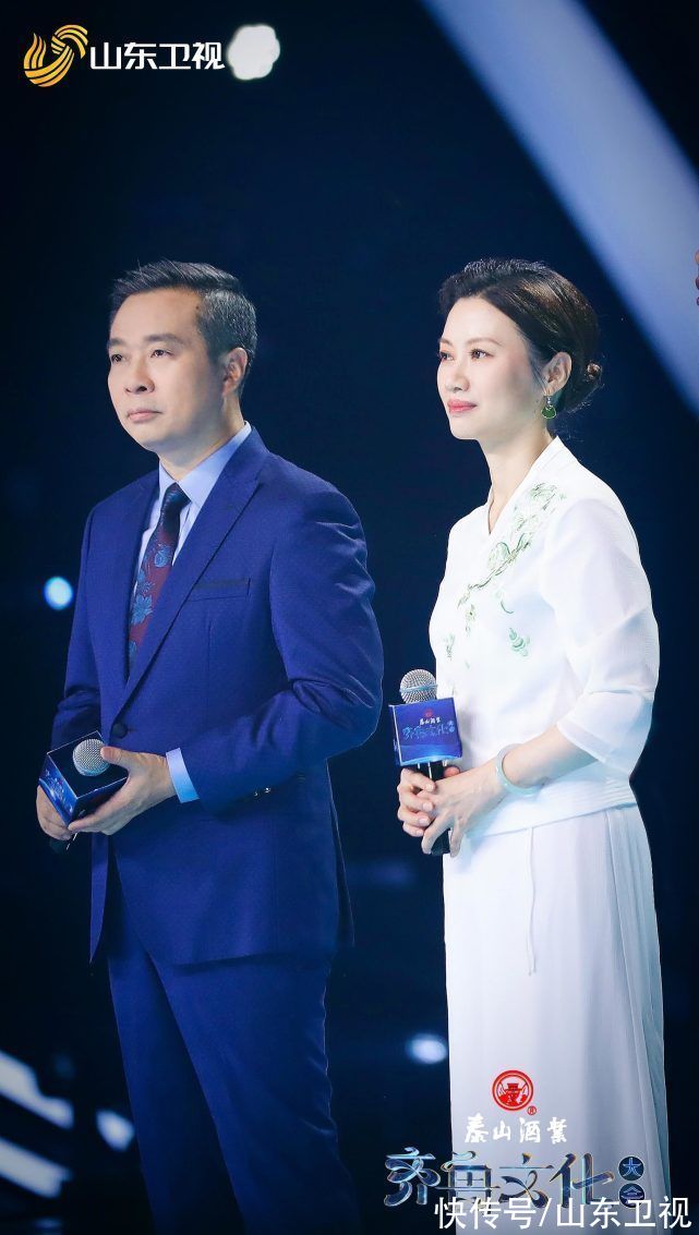 《齐鲁文化大会》山航女机长“表白”偶像 康震、杨雨聊古代榜样
