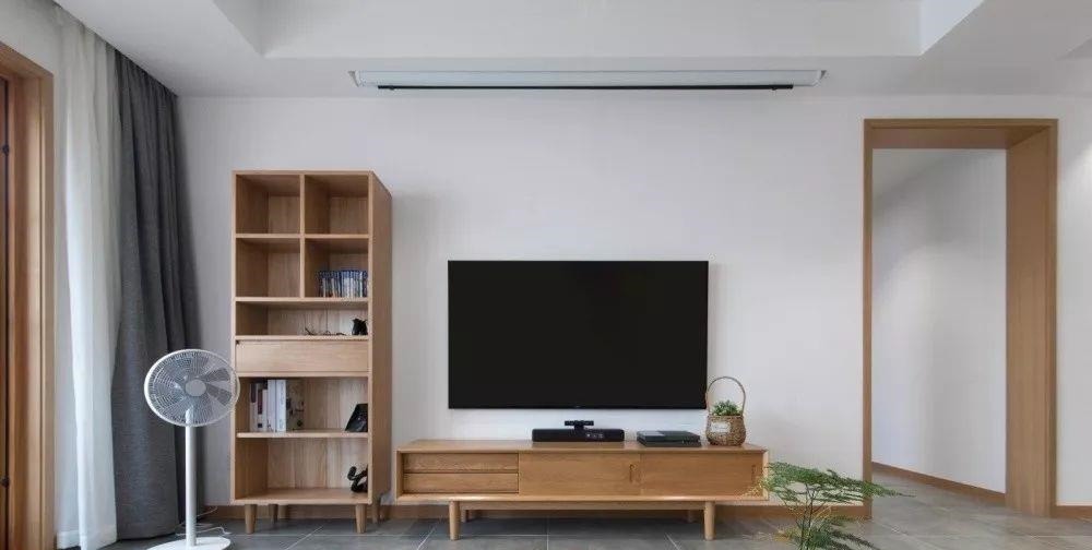 铝合金|都2021年了，你家还在用瓷砖踢脚线？答应我，请把它换了吧！