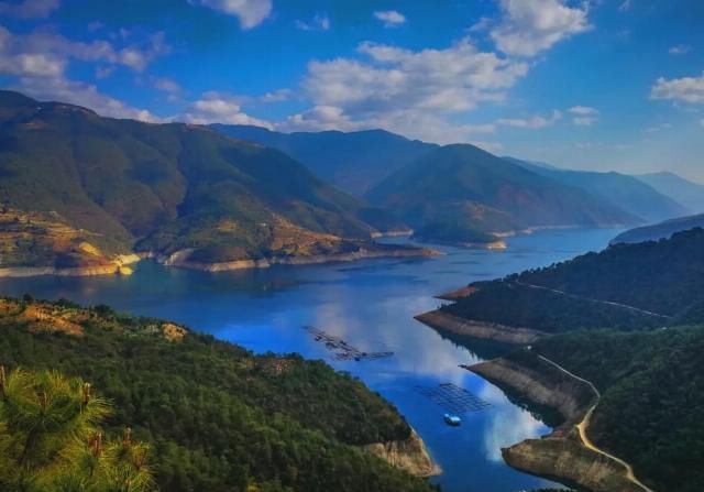 中国又一绝美国道美哭，从冰川到雨林，串联起万千美景