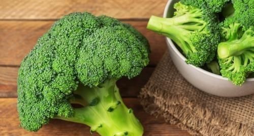 我家孩子喜欢的早餐饼,营养鲜嫩还补钙,三天两头叫我煎