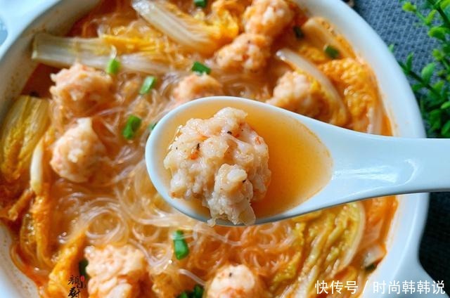 上桌|秋天,少吃猪肉多吃它,煮一煮就上桌,鲜香嫩滑,好吃不长胖