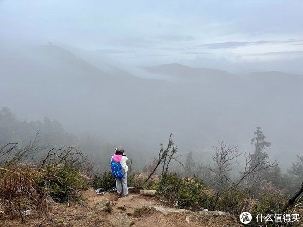 天净|梅岭印象3，天净湖最后一场冬雪，偶遇瀑布云