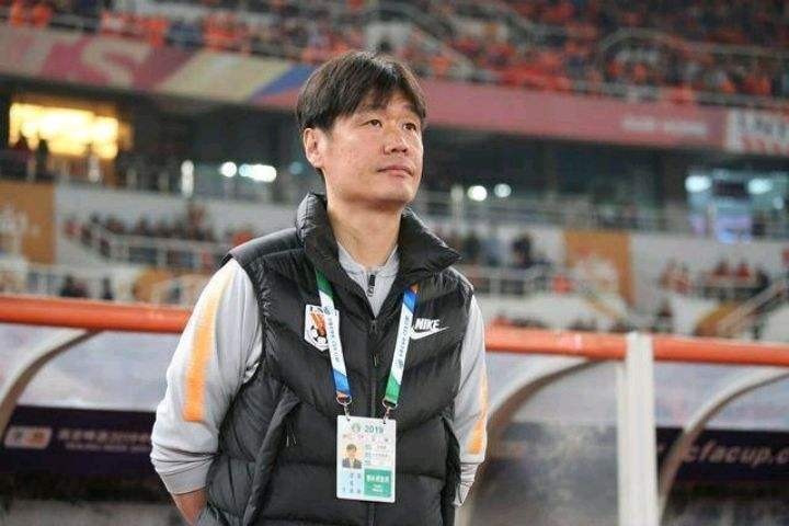 郑智|陈戌源下课时间曝光!国内记者放出猛料,郑智等待征召出战12强赛