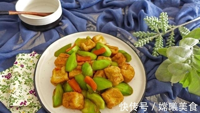 好吃|豆腐加这菜清香无比,再来点肉,好吃到上桌秒光!只长劲不长胖