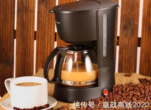 品牌咖啡机免费投放的模式,后端赚钱拯救各行实体店!