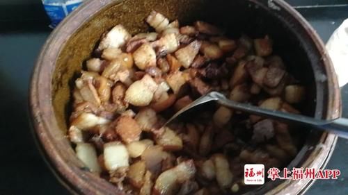  听说我在福州“就地过年”，爸妈寄来了……