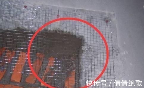 工人|砌墙时工人要是加这块东西,你记得多给工钱,实在太专业了!