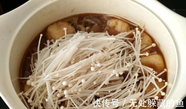 炖牛肉|秋季必备的高压锅美食,暖胃又暖心的金针菇牛腩煲!