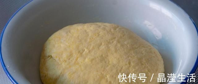 做法|油条最简单的做法，不用泡打粉，加上它，个个空心又酥脆，太香了