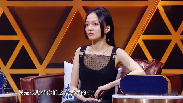 何洁怼赢丁太升了？观众虽然叫好，却扯下了嘴硬艺人的“遮羞布”