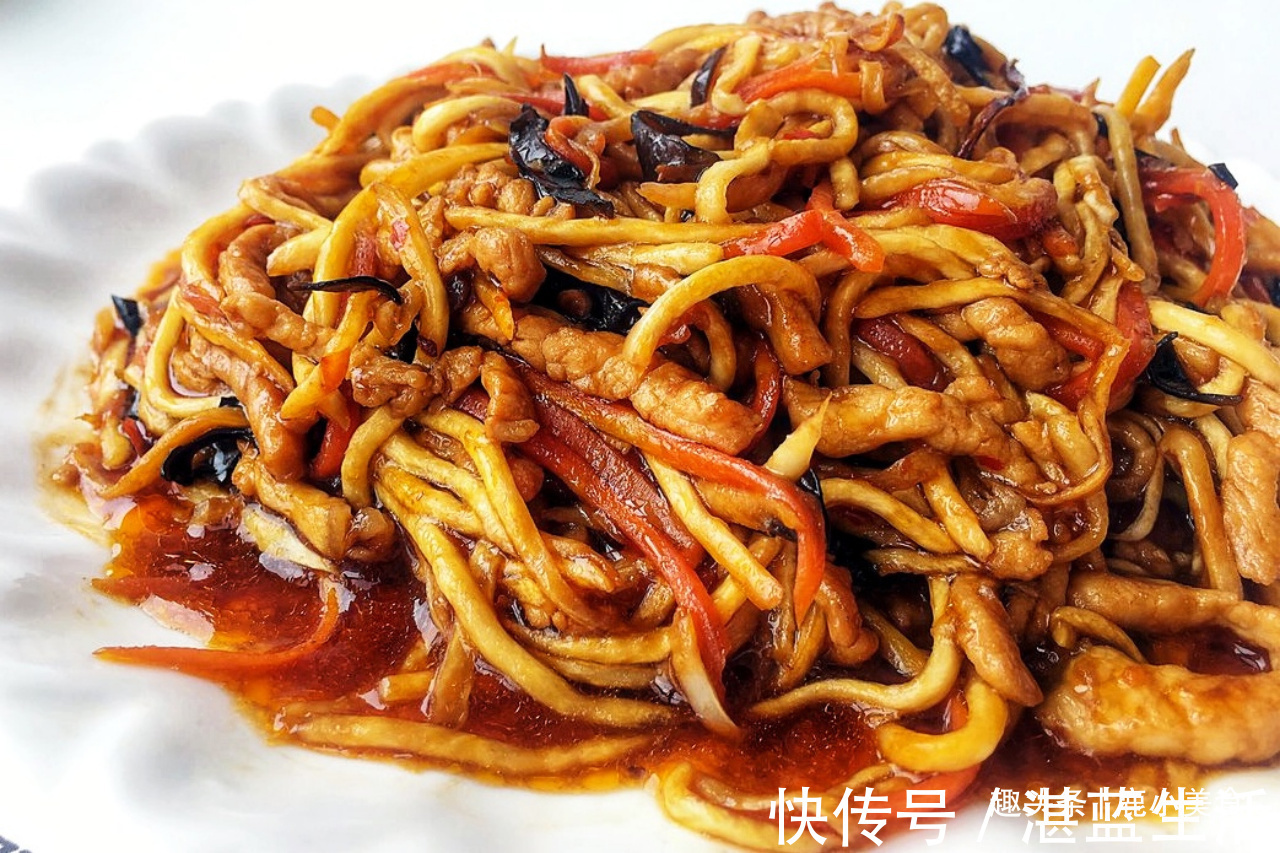 韭菜苔|6月不可错过的时令蔬菜,鲜嫩营养高,小炒超好吃,夏季就好此口