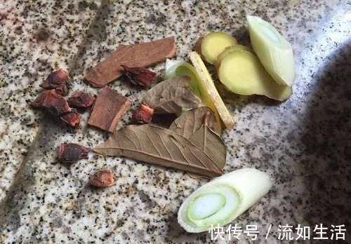 猪身上胶质最多部位,一头猪只有一个,常吃皮肤有弹性,比过燕窝