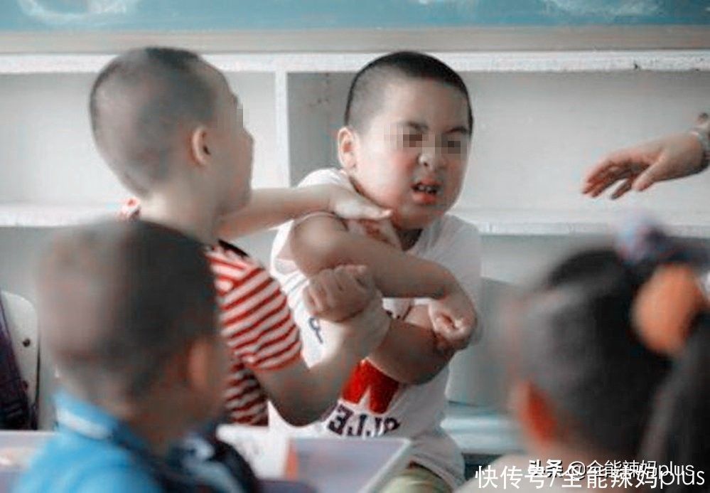 家长|6岁娃打碎同学进口文具,家长让赔1000,宝妈的话让对方闭嘴