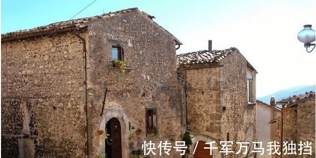 房子|上百万别墅“贱卖”8元一栋!当地只要你敢要,免费送你都行!