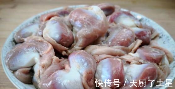 冷天要多吃这肉,腌一腌炸一炸香嫩汁多超入味,下酒更解馋!