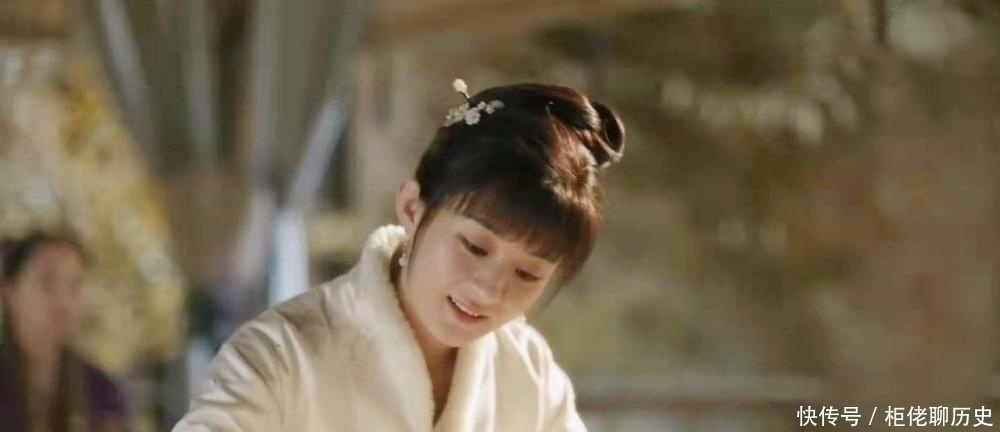  名篇|相隔七年，苏轼与弟弟共度中秋，写下一首千古名篇，既是词也是诗