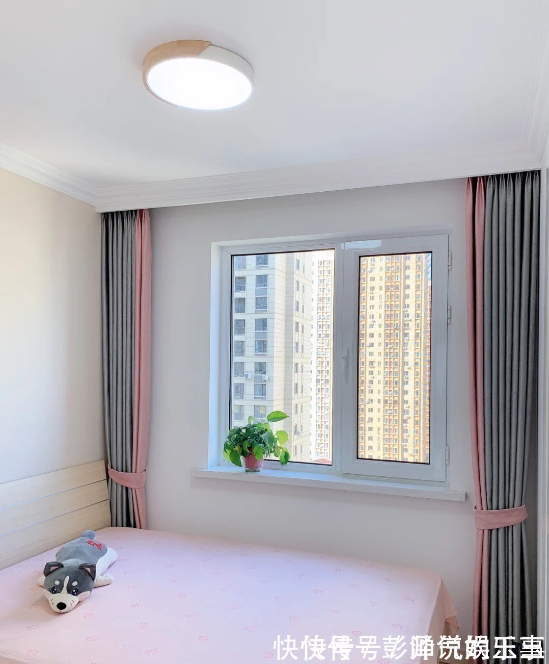 乳胶漆|等买了房，就照他家这么装，全屋不吊顶，不做背景墙，越看越耐看