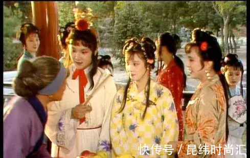 平儿!刘姥姥二进荣国府,究竟带回家多少财物?其中能给我们什么启发?