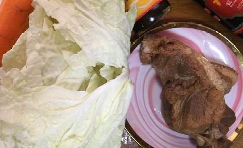 营养|白菜腌肉面,简单的做法,完美的营养组合