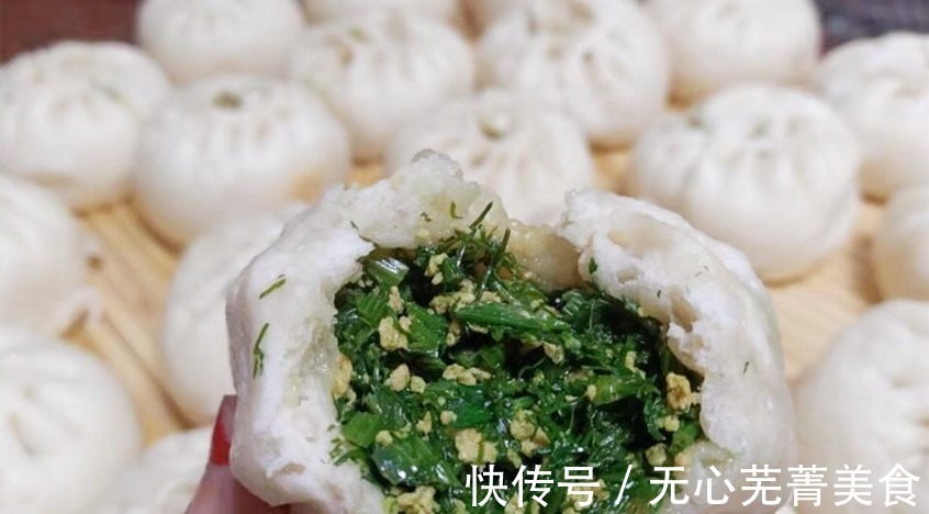 入秋后,多吃此菜,钙是牛奶的3倍,铁是核桃的2倍,蒸包子吃真香!