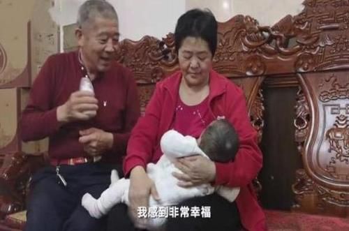 拼死|67岁奶奶拼死生第三胎，半年后丈夫发声：孩子叫天赐，她像年轻20岁！