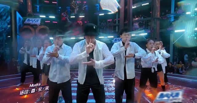 官宣 《街舞4》官宣回归,陈伟霆收到邀请,粉丝却喊话:别参加