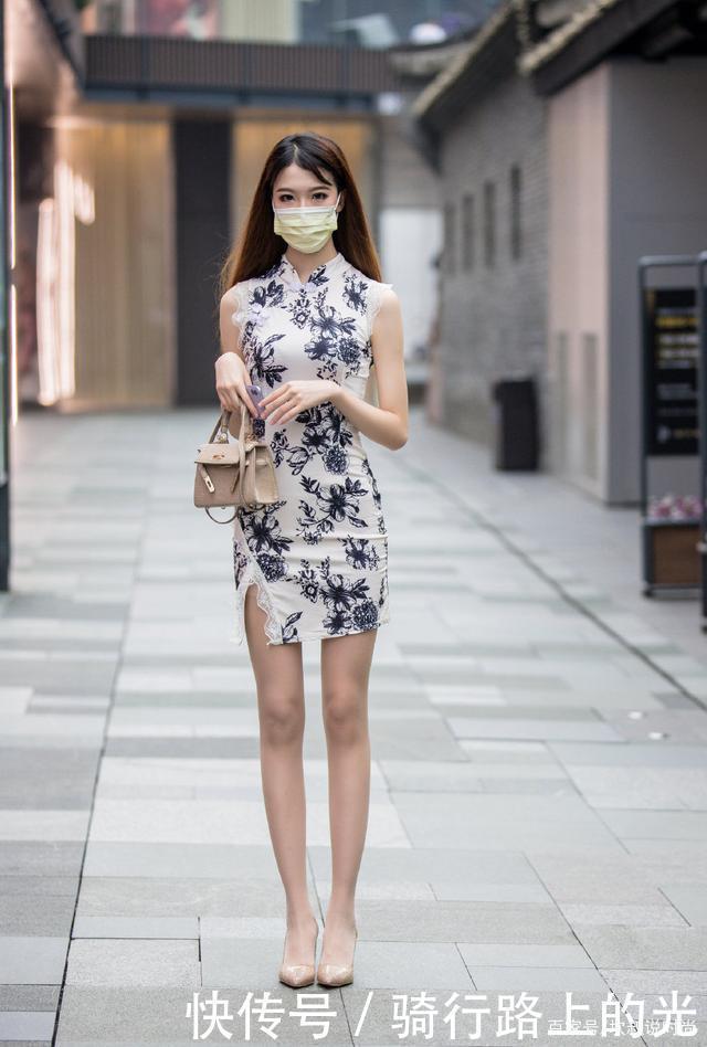 想要展现女性的魅力，选择气质“旗袍”更合适，既大方又知性！