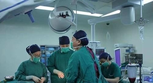 女性|女性什么时间做剖腹产手术最好?可能医生不会明说,别不在意?