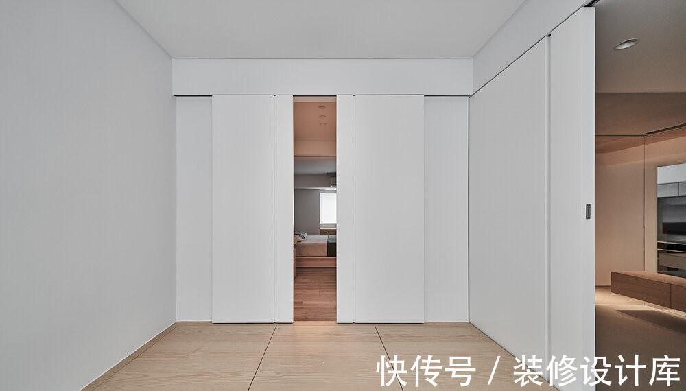 书房|这个三合一布局火了,利用榻榻米布局书房+衣帽间+休闲区,绝了