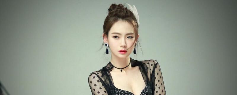 天天化淡妆对皮肤有影响吗