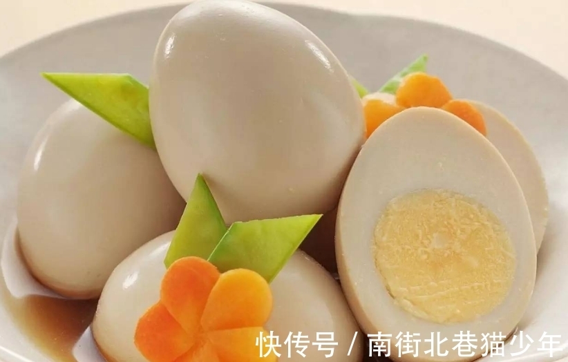 预防老年痴呆|常吃鸡蛋,可延缓衰老,但医生提醒:此2类人最好一口都不要吃!