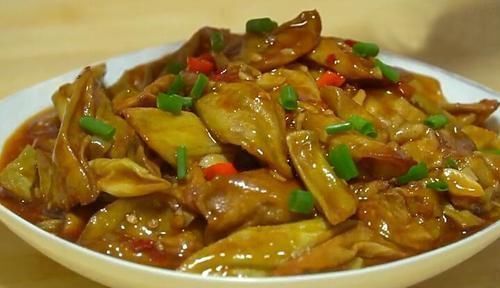 茄子|茄子别再炒着吃，学会新做法，不炒不蒸不做馅料，上桌瞬间扫光