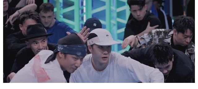 b看完《这！就是街舞4》的第二期，感觉这一季赛果已经不重要了