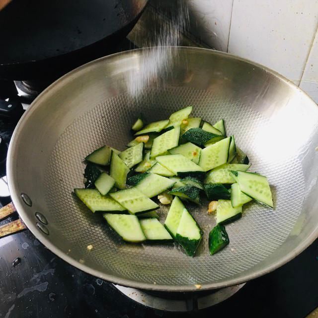 青瓜炒鸡蛋|青瓜炒鸡蛋,一款简单清爽的家常小炒